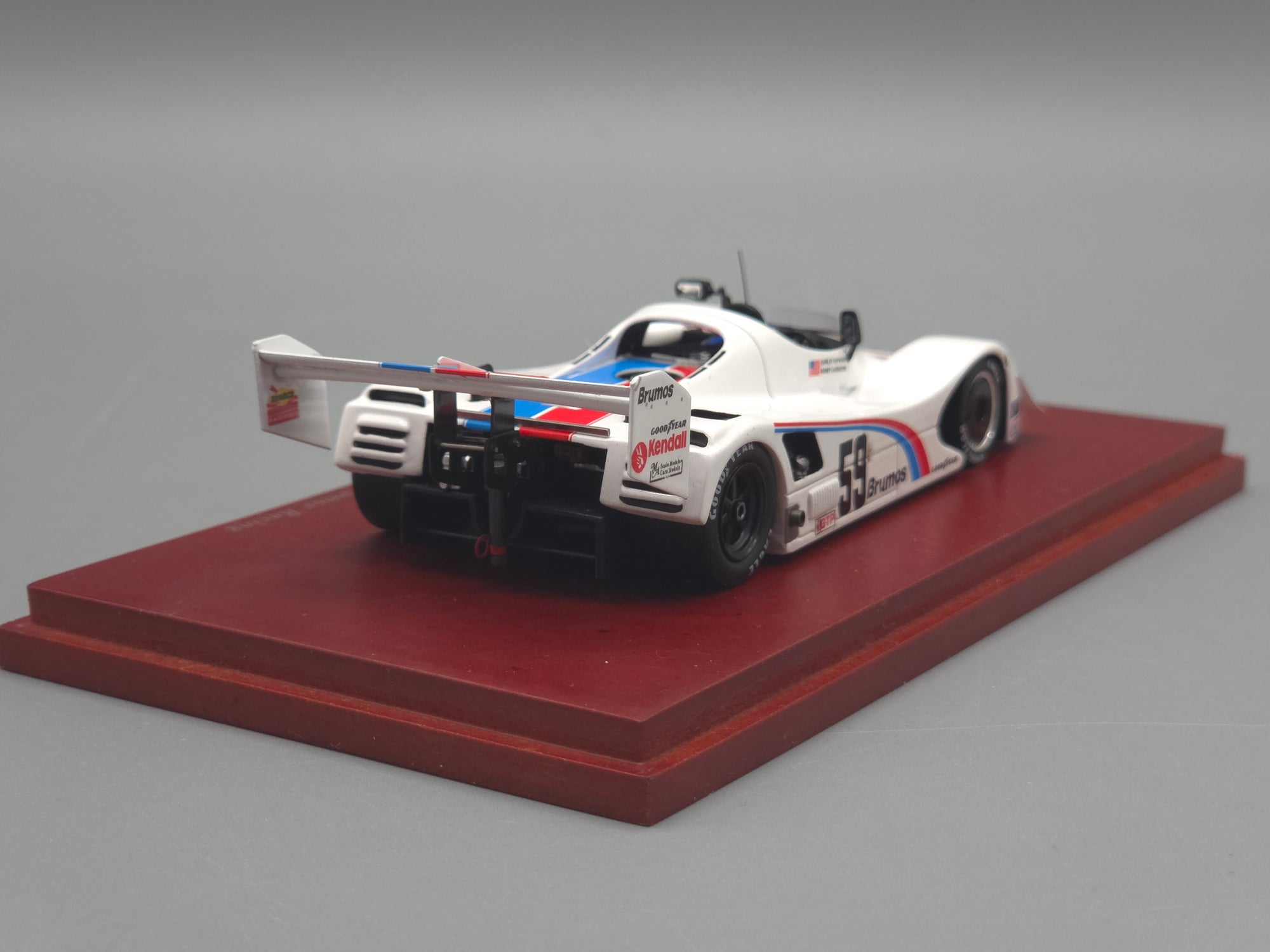 Model Cars 1:43 Minichamps Mercedes Benz SL65 AMG Black Series Silver with original packaging