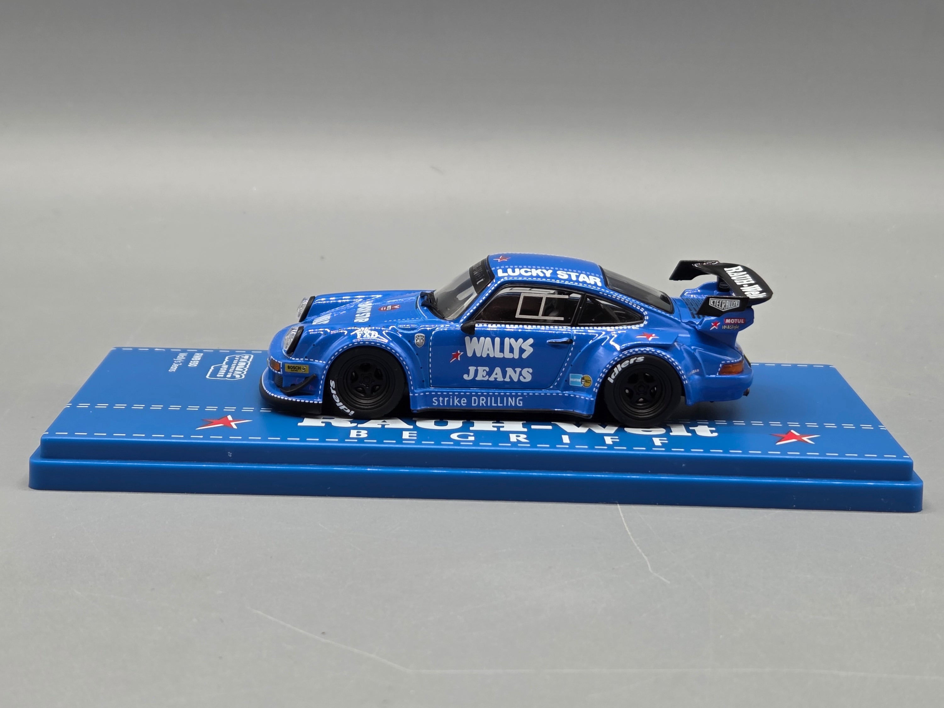 Modellautos 1:43 Taramac Porsche 911 RWB 930 Wally's Jeans mit OVP