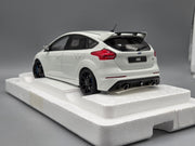 Modellautos 1:18 AUTOart FORD FOCUS RS 2016 FROZEN WHITE mit OVP