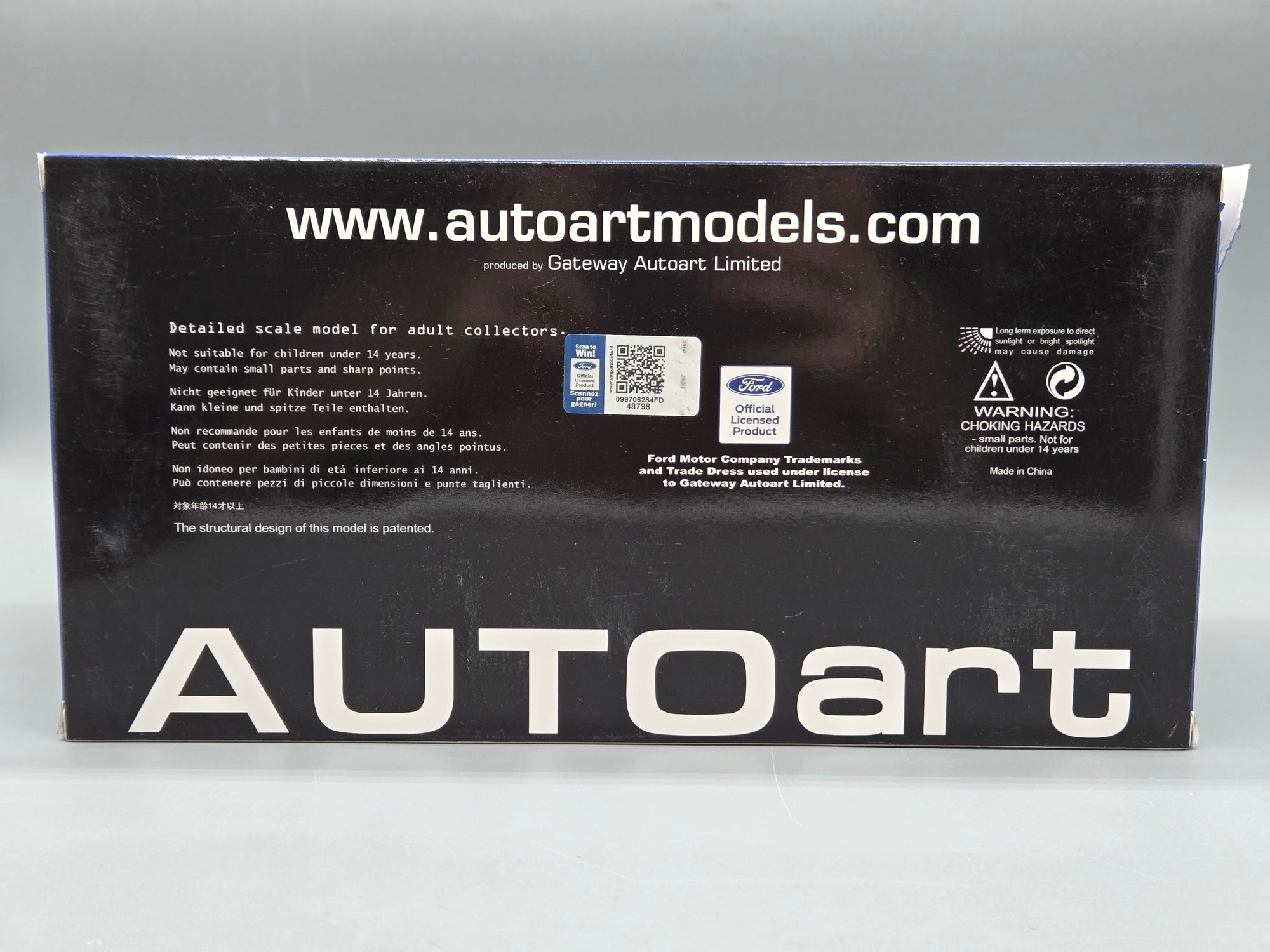 Modellautos 1:18 AUTOart FORD FOCUS RS 2016 FROZEN WHITE mit OVP