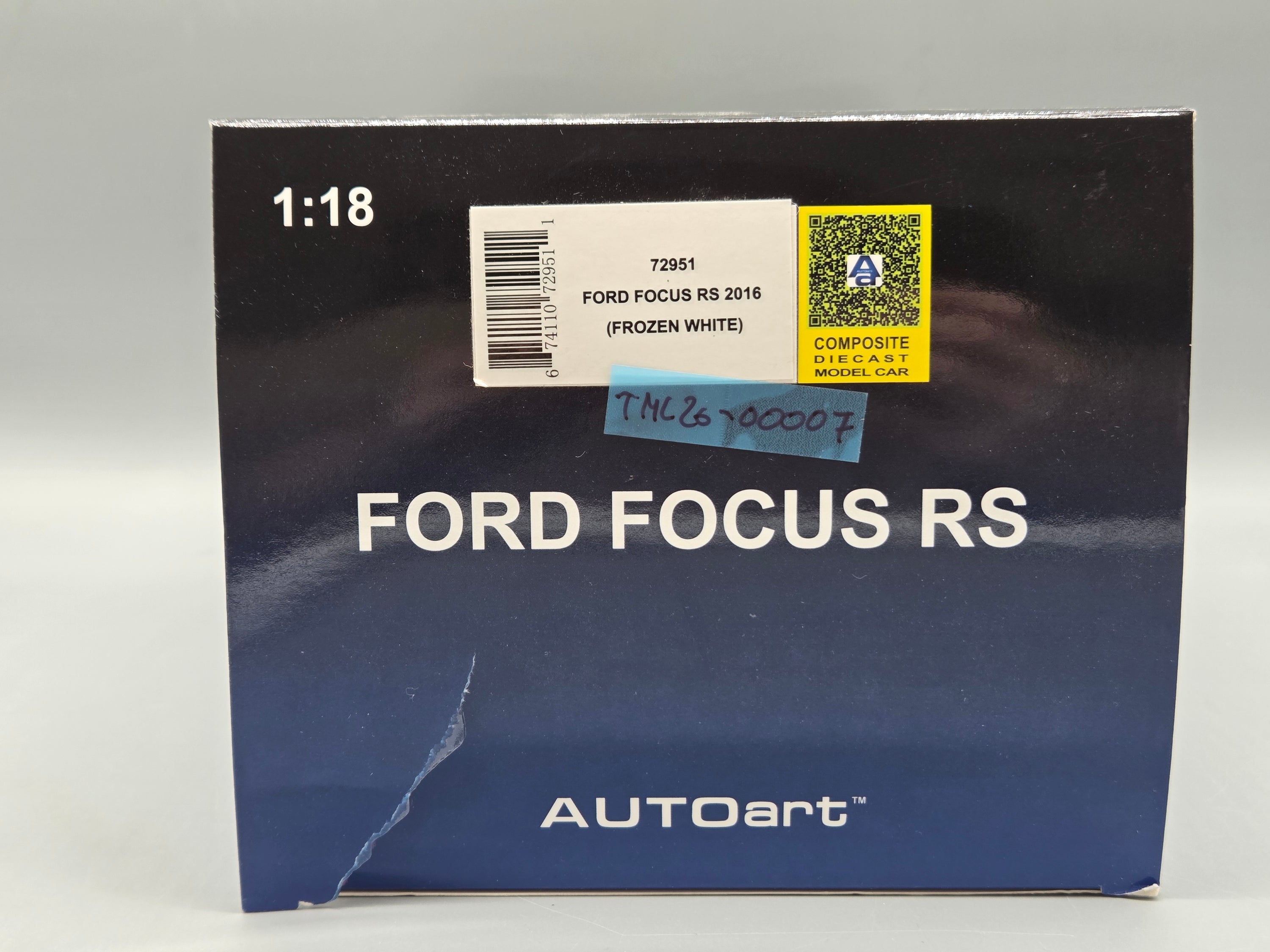 Modellautos 1:18 AUTOart FORD FOCUS RS 2016 FROZEN WHITE mit OVP