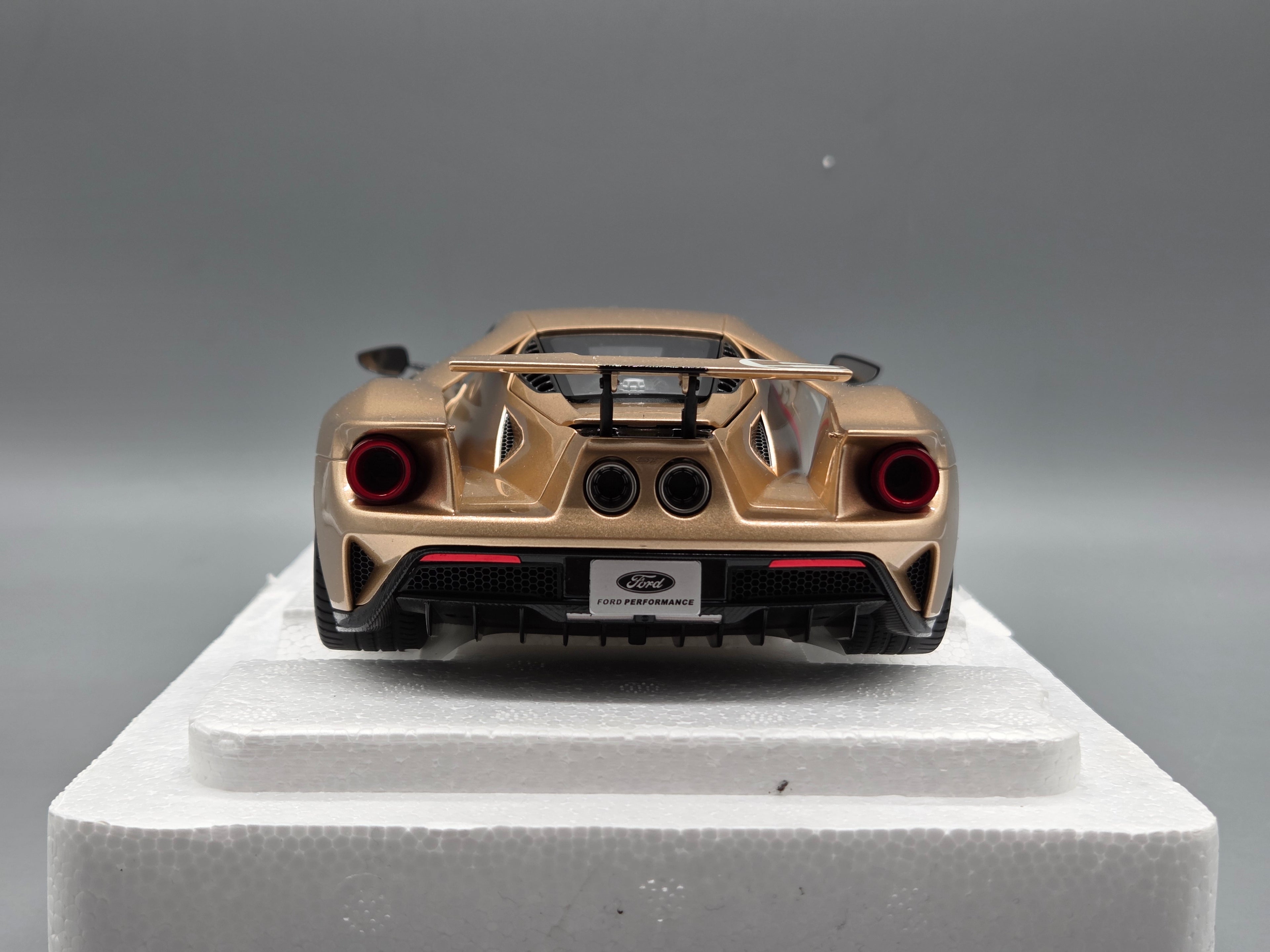 Coches a escala 1:43 Spark S9609 Lamborghini Huracan GT3 EVO FIA Vallelunga 2019 #58 precintado