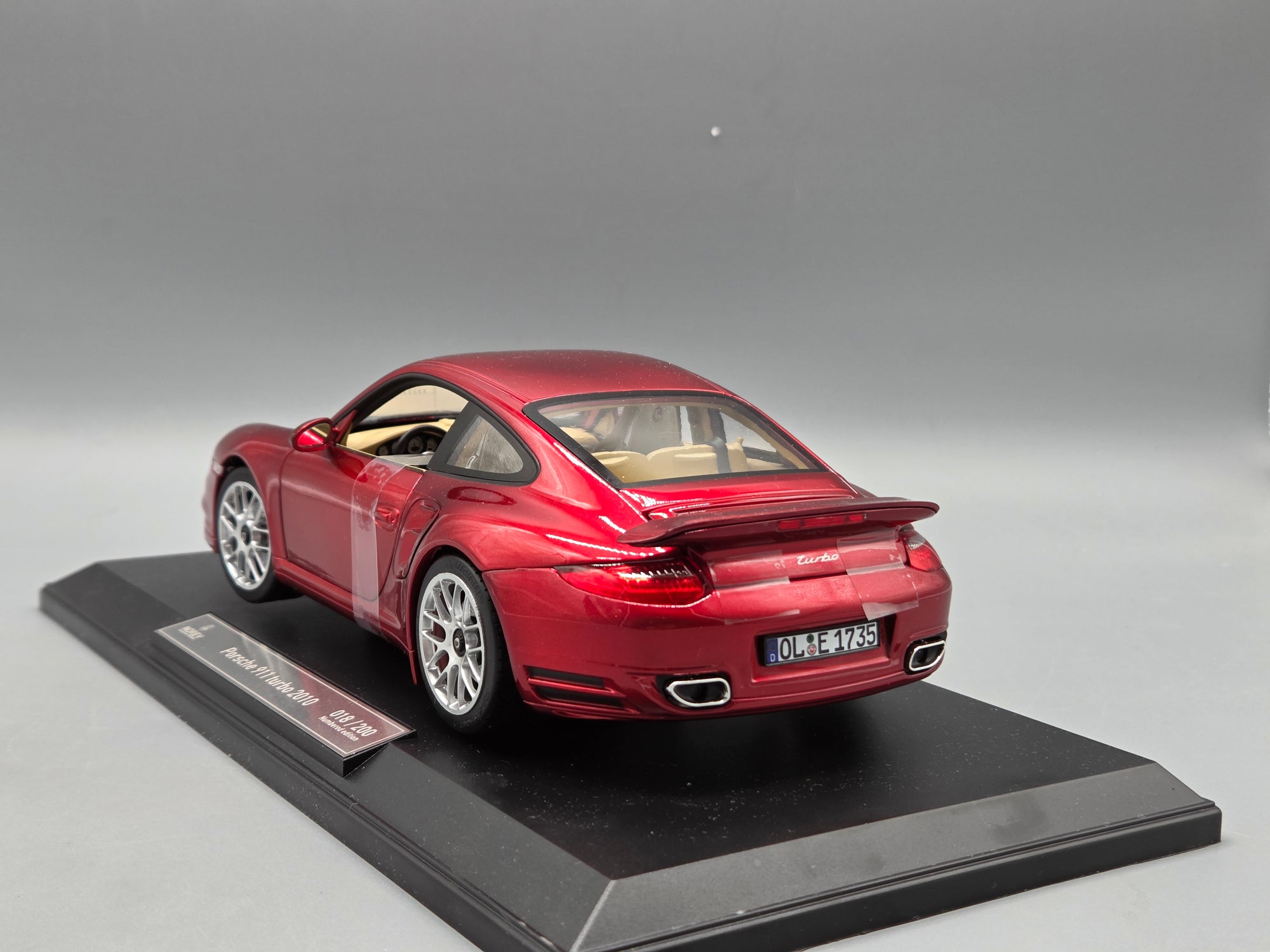 Modellautos 1:18 Norev Porsche 911 Turbo 2010 Red Metallic mit OVP
