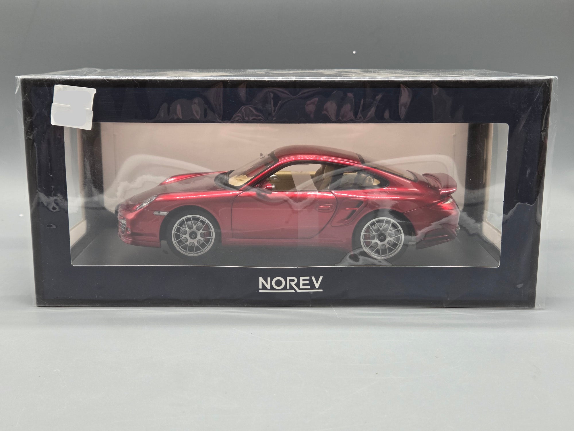 Modellautos 1:18 Norev Porsche 911 Turbo 2010 Red Metallic mit OVP