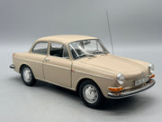 Modellautos 1:18 Minichamps VW 1600L 1970 mit OVP