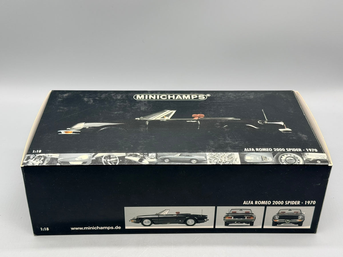 Modellautos 1:18 Minichamps Alfa Romeo 2000 Spider 1970 mit OVP