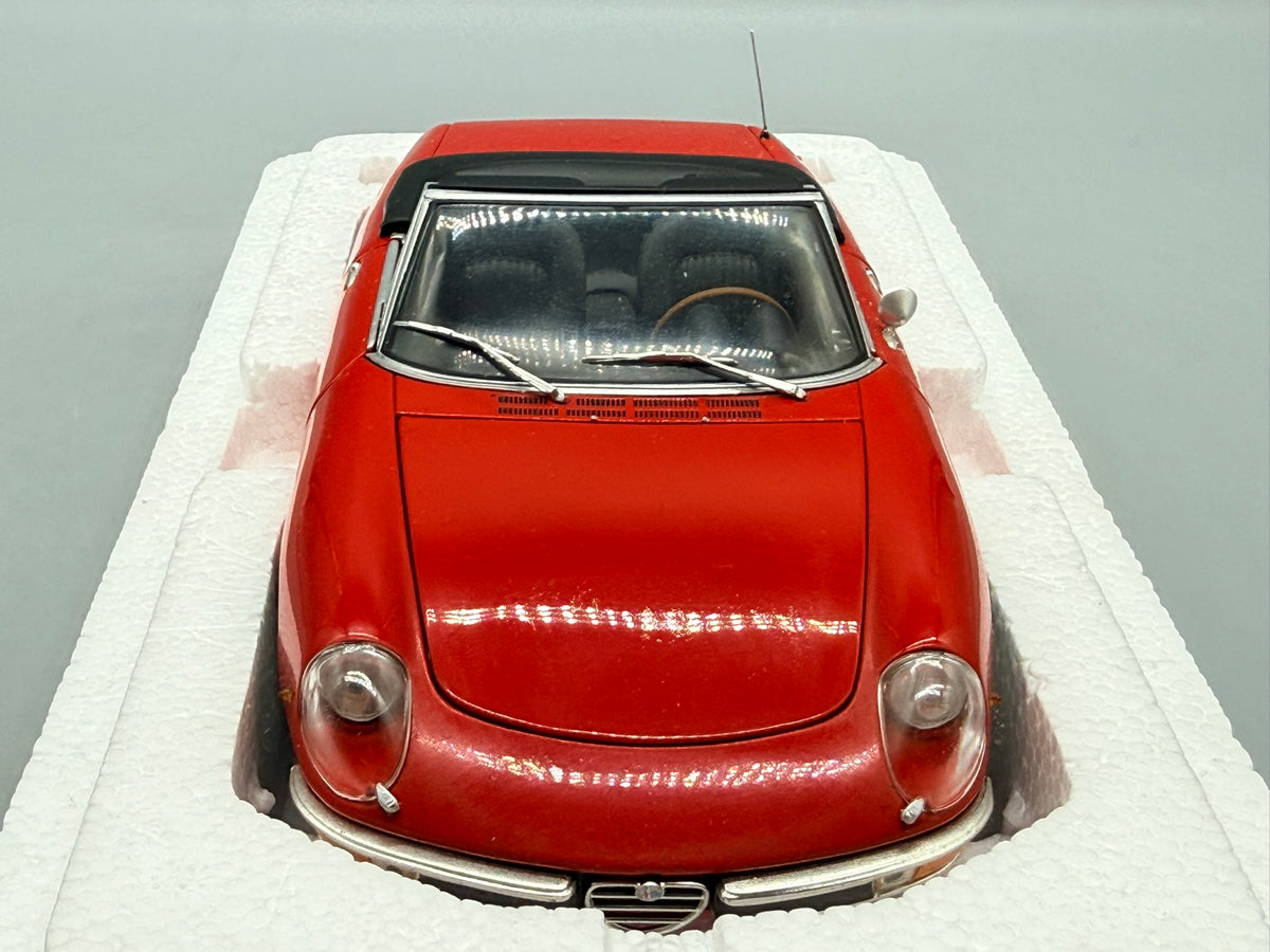 Modellautos 1:18 Minichamps Alfa Romeo 2000 Spider 1970 mit OVP