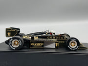 Modellautos 1:18 Minichamps Lotus Renault 97T E. de Angelis 1985 mit OVP
