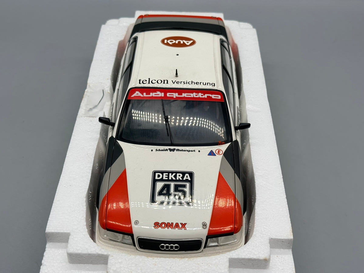 Modellautos 1:18 Minichamps Audi V8 Quattro DTM 1990 #45 mit OVP