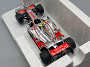 Modellautos 1:18 Minichamps McLaren Mercedes MP4-23 mit OVP