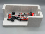 Modellautos 1:18 Minichamps McLaren Mercedes MP4-23 mit OVP