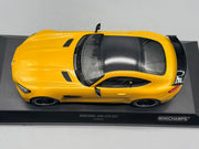 Modellautos 1:18 Minichamps Mercedes-Benz AMG GT R 2017 mit OVP
