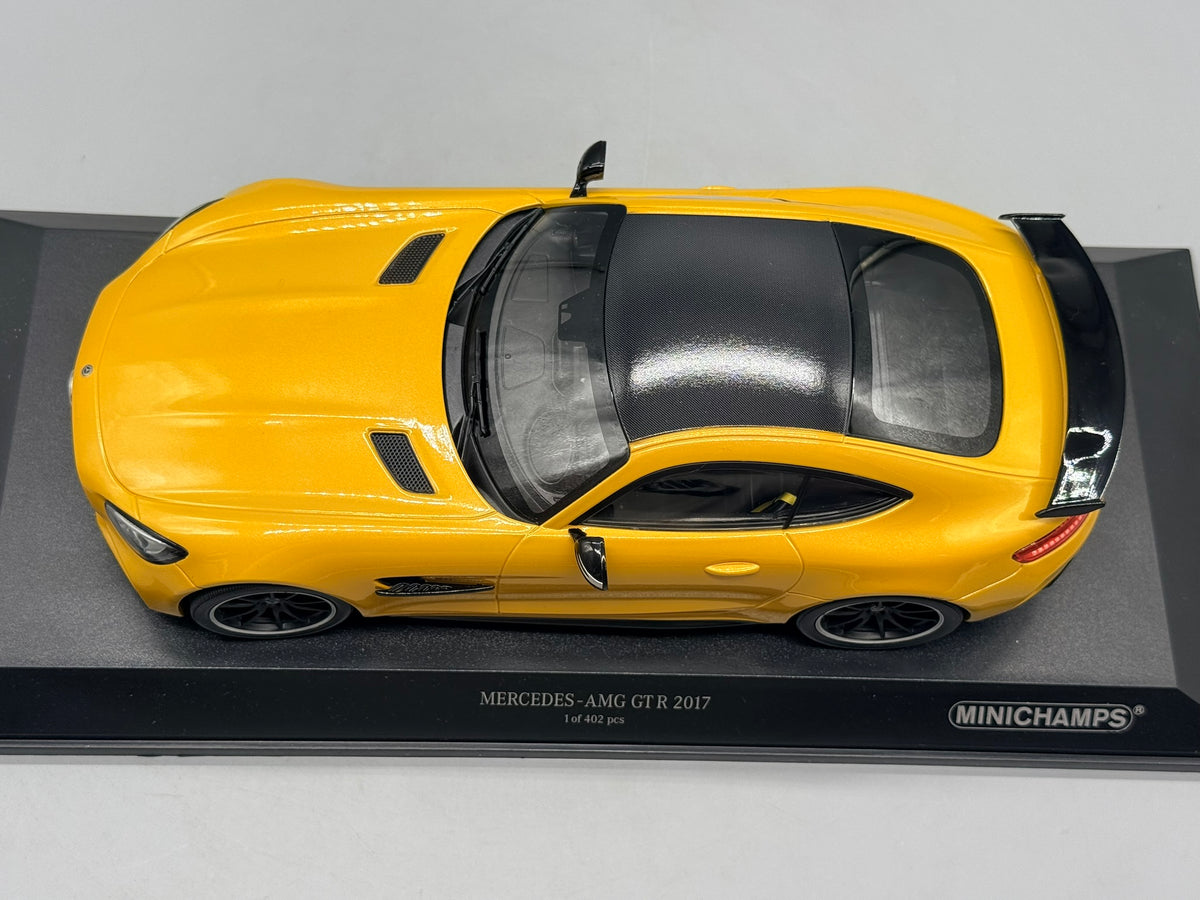 Modellautos 1:18 Minichamps Mercedes-Benz AMG GT R 2017 mit OVP