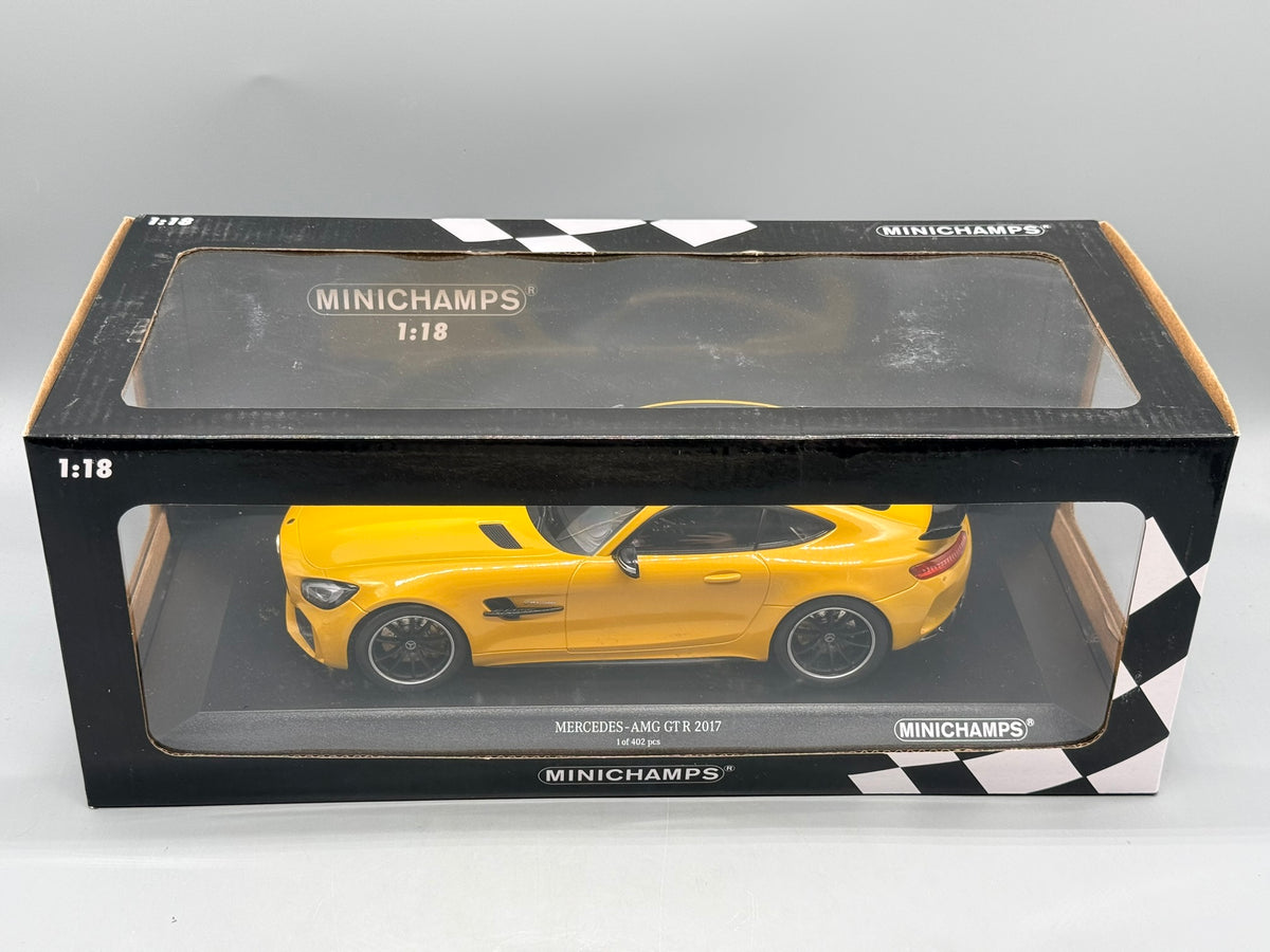 Modellautos 1:18 Minichamps Mercedes-Benz AMG GT R 2017 mit OVP