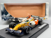 Modellautos 1:18 Hot Wheels Racing Renault F1 Team R27 Giancarlo Fisichella OVP