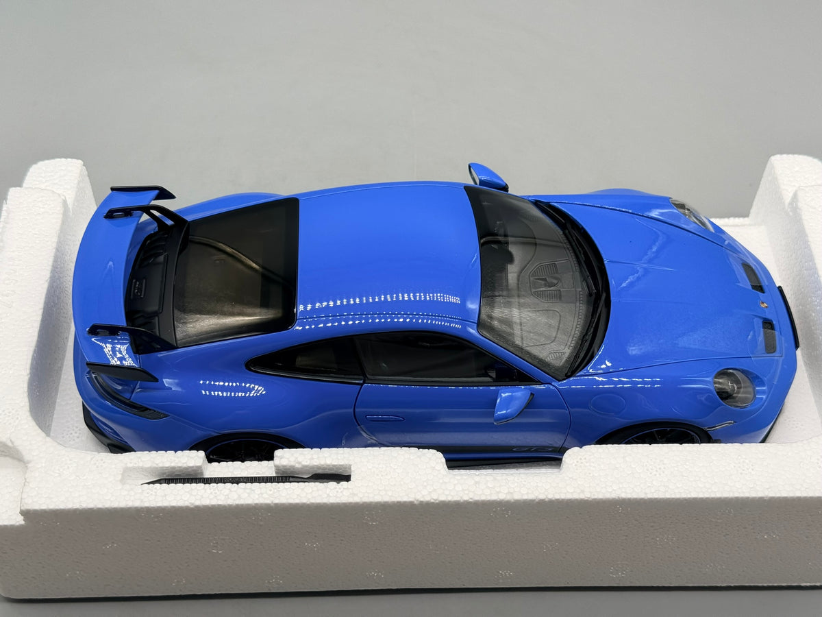 Modellautos 1:18 Norev Porsche 911 GT3 (992) mit OVP