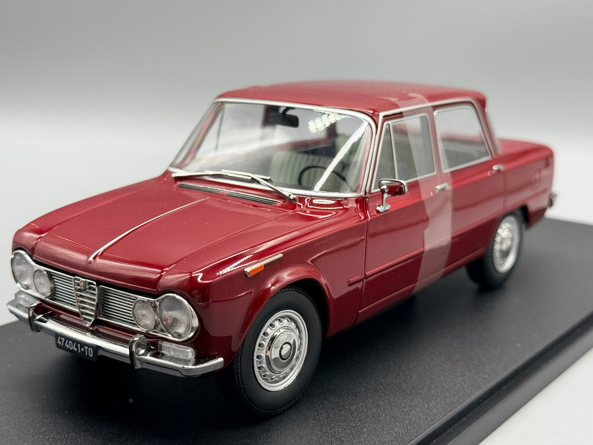 Modellautos 1:18 Mitica Alfa Romeo Giulia 1.6 Ti mit OVP