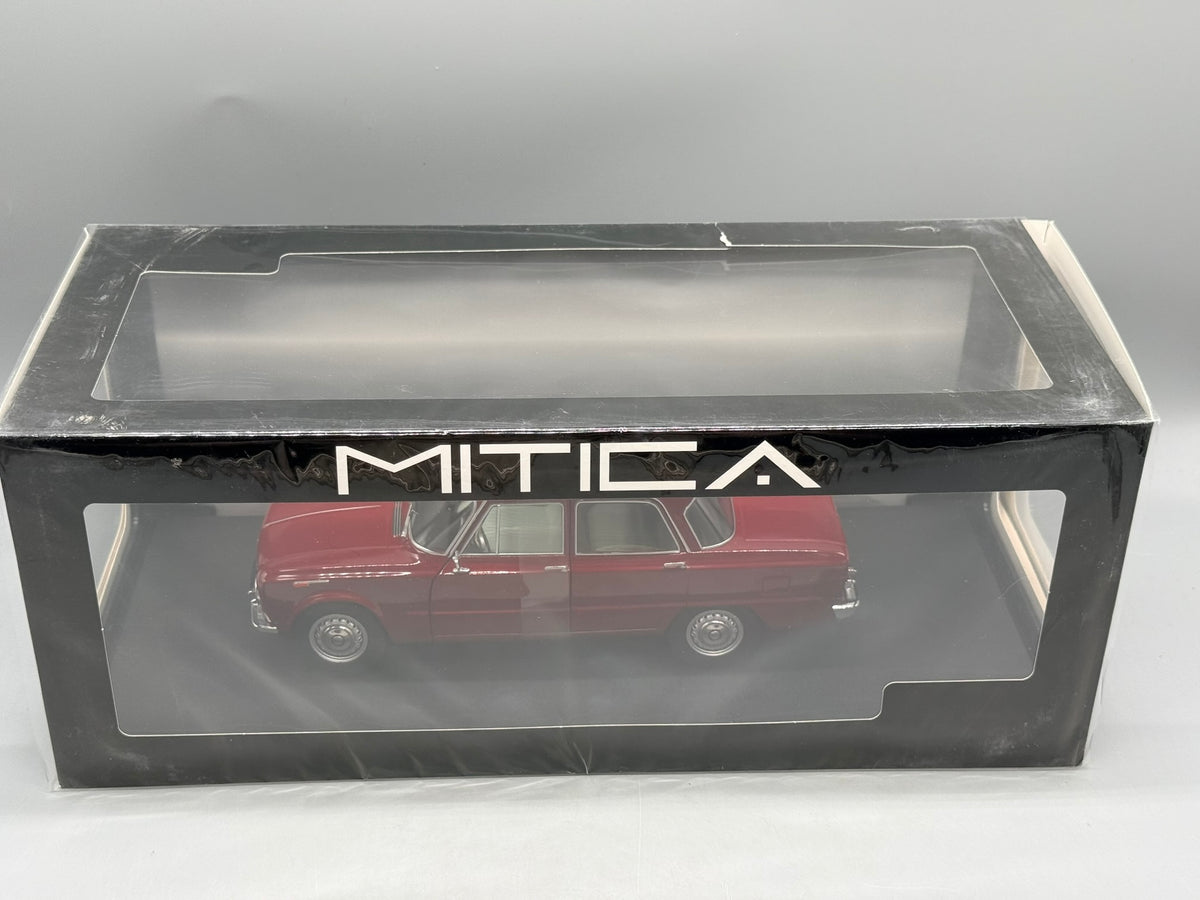 Modellautos 1:18 Mitica Alfa Romeo Giulia 1.6 Ti mit OVP