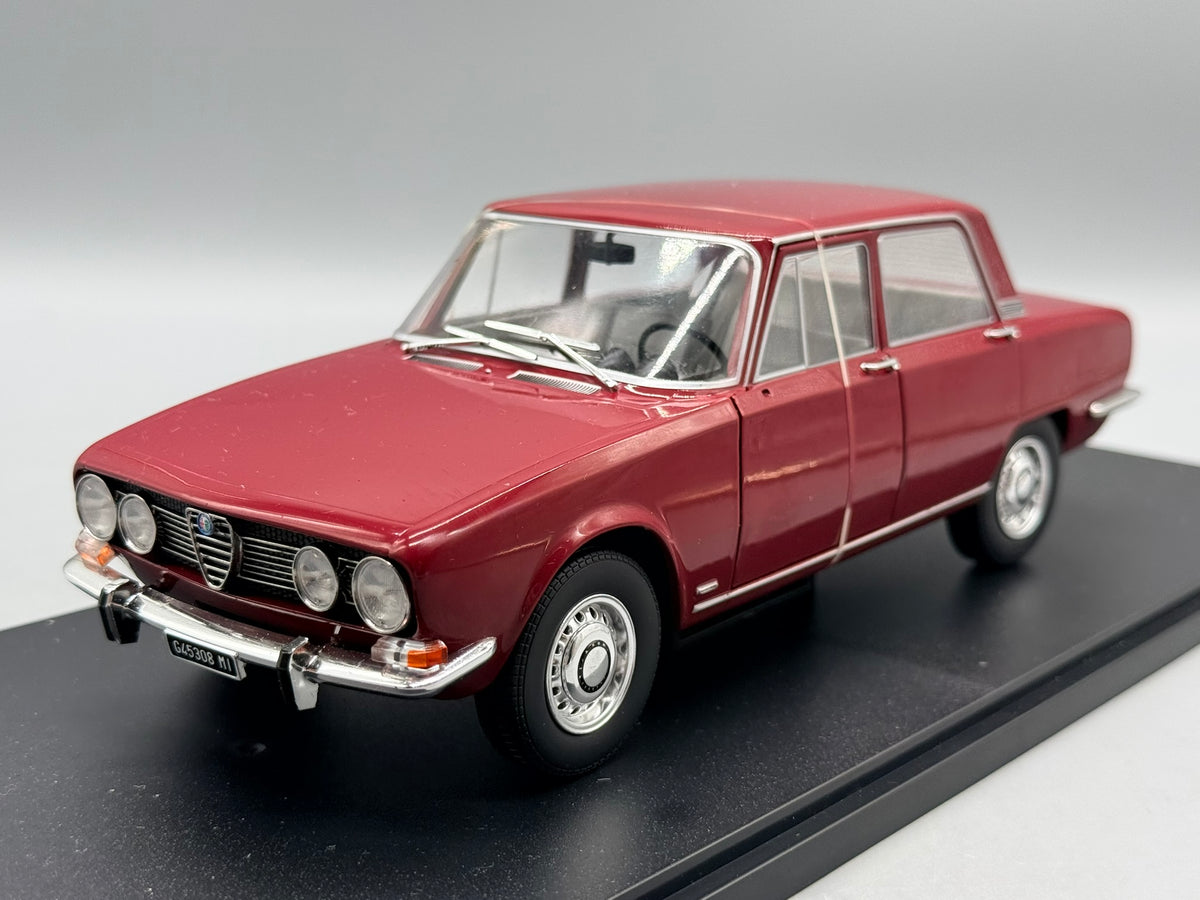 Modellautos 1:18 Mitica Alfa Romeo Giulia 1.6 Ti mit OVP