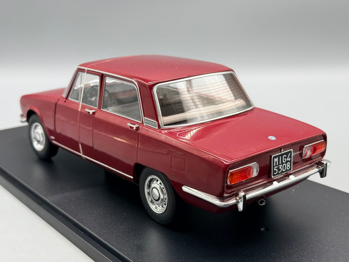 Modellautos 1:18 Mitica Alfa Romeo Giulia 1.6 Ti mit OVP