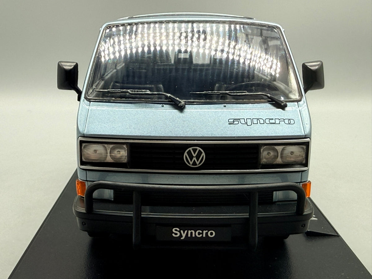 Modellautos 1:18 KK-Scale VW Bus T3 Syncro 1987 mit OVP