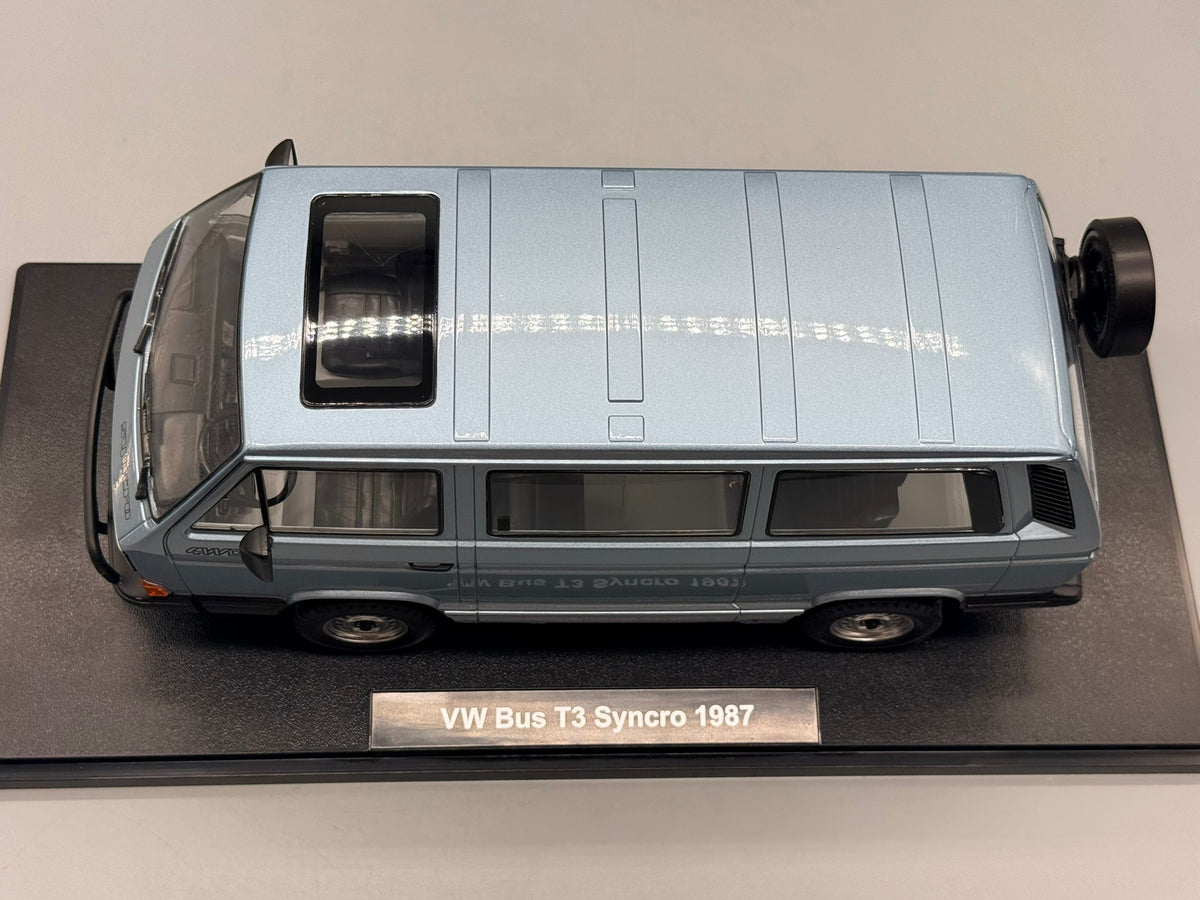 Modellautos 1:18 KK-Scale VW Bus T3 Syncro 1987 mit OVP