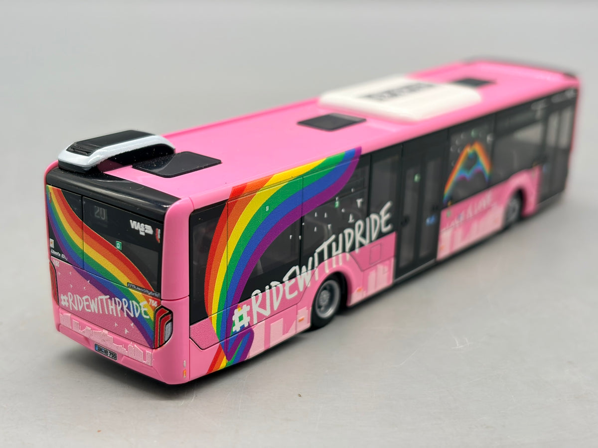 Bus Modell 1:87 Rietze MAN Lions City 12 VIAS Bus Pride mit OVP