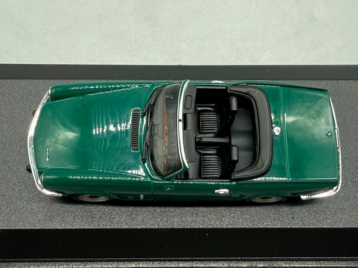 Modellautos 1:18 Minichmaps Triumph Spitfire Mk. IV mit OVP