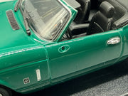 Modellautos 1:18 Minichmaps Triumph Spitfire Mk. IV mit OVP