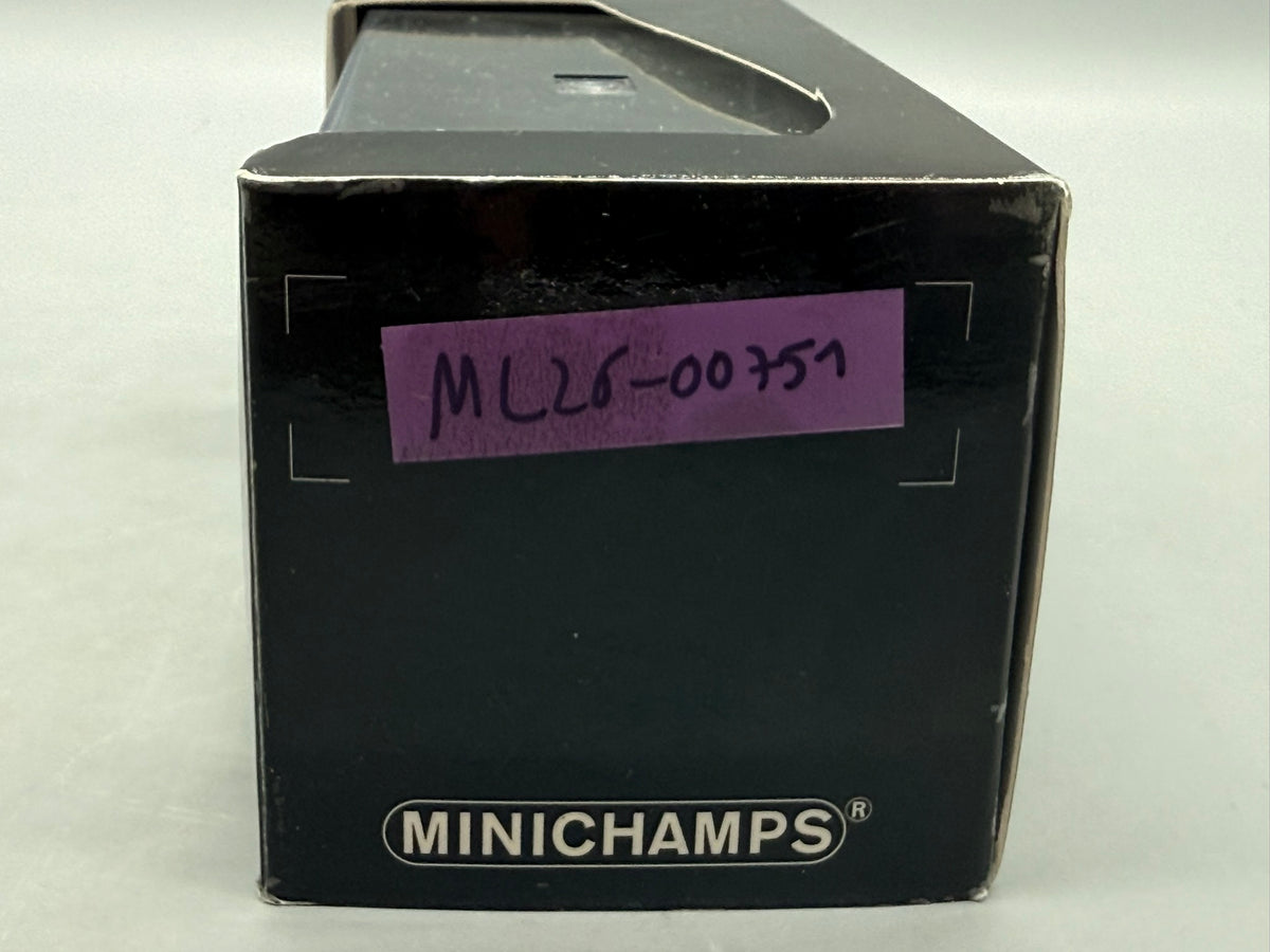 Modellautos 1:18 Minichmaps Triumph Spitfire Mk. IV mit OVP