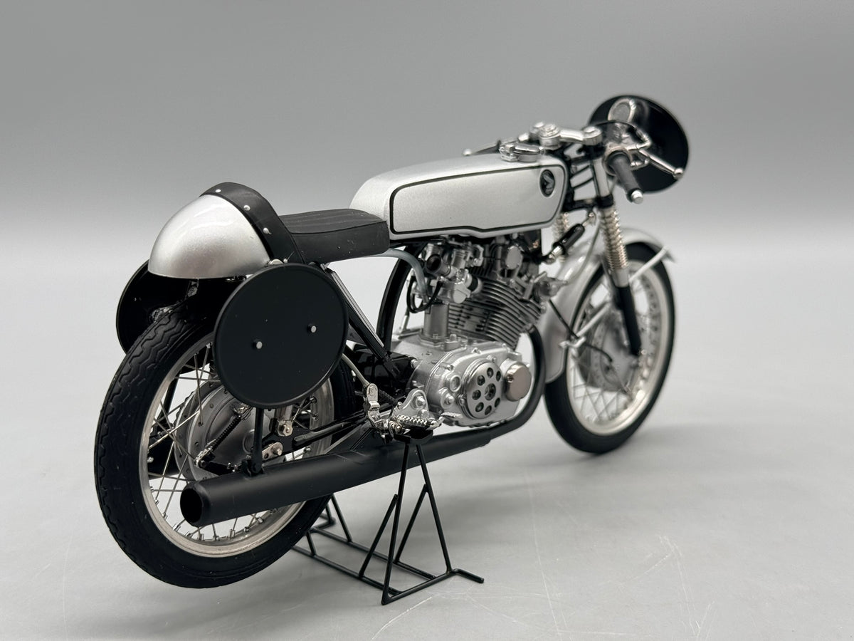 Modellautos 1:10 Ebbro Honda CR93 Racing mit OVP