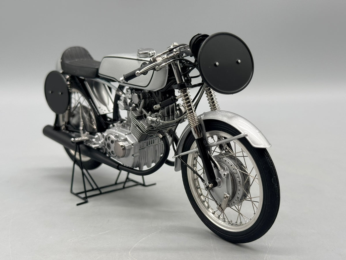 Modellautos 1:10 Ebbro Honda CR93 Racing mit OVP