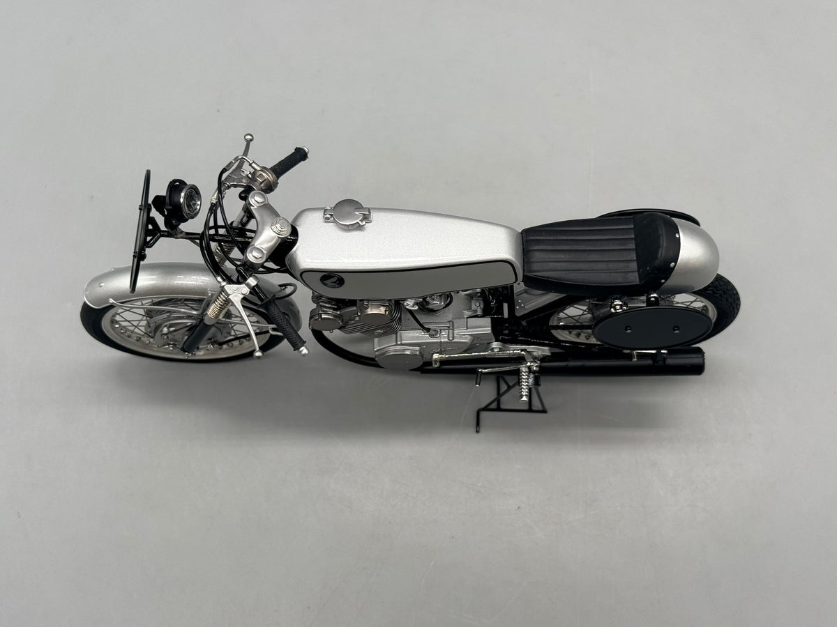 Modellautos 1:10 Ebbro Honda CR93 Racing mit OVP