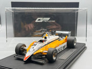 Modellautos 1:18 GP replicas RE 30B 1982 #15 241/500 mit OVP