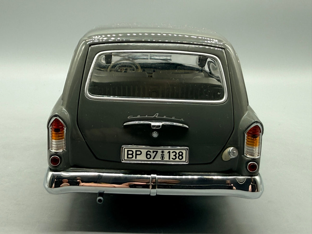 Modellautos 1:18 Minichamps Opel Rekord P1 Caravan Deutsche Bundespost mit OVP