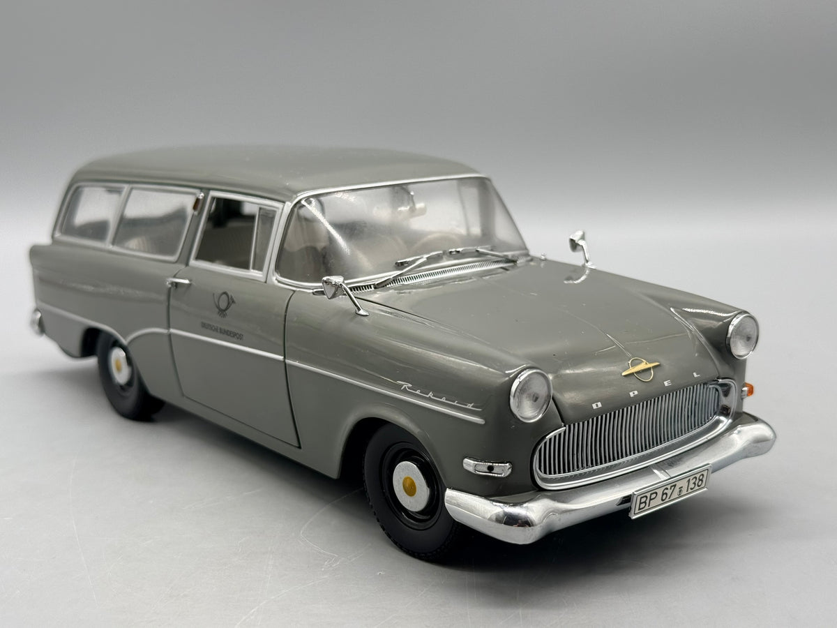 Modellautos 1:18 Minichamps Opel Rekord P1 Caravan Deutsche Bundespost mit OVP