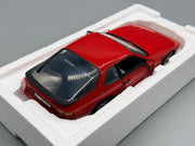 Modellautos 1:18 Minichamps Porsche 924 1985 mit OVP