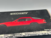 Modellautos 1:18 Minichamps Porsche 924 1985 mit OVP