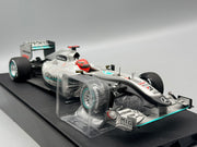 Modellautos 1:18 Minichamps Mercedes-Benz GP F1 Team MGP W01 2010 mit OVP
