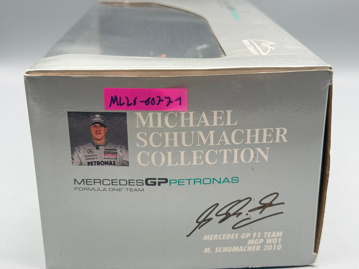 Modellautos 1:18 Minichamps Mercedes-Benz GP F1 Team MGP W01 2010 mit OVP