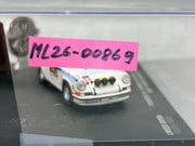 Modellautos 1:43 Universal Hobbies Porsche 911 Carrera RS #19 mit Vitrine