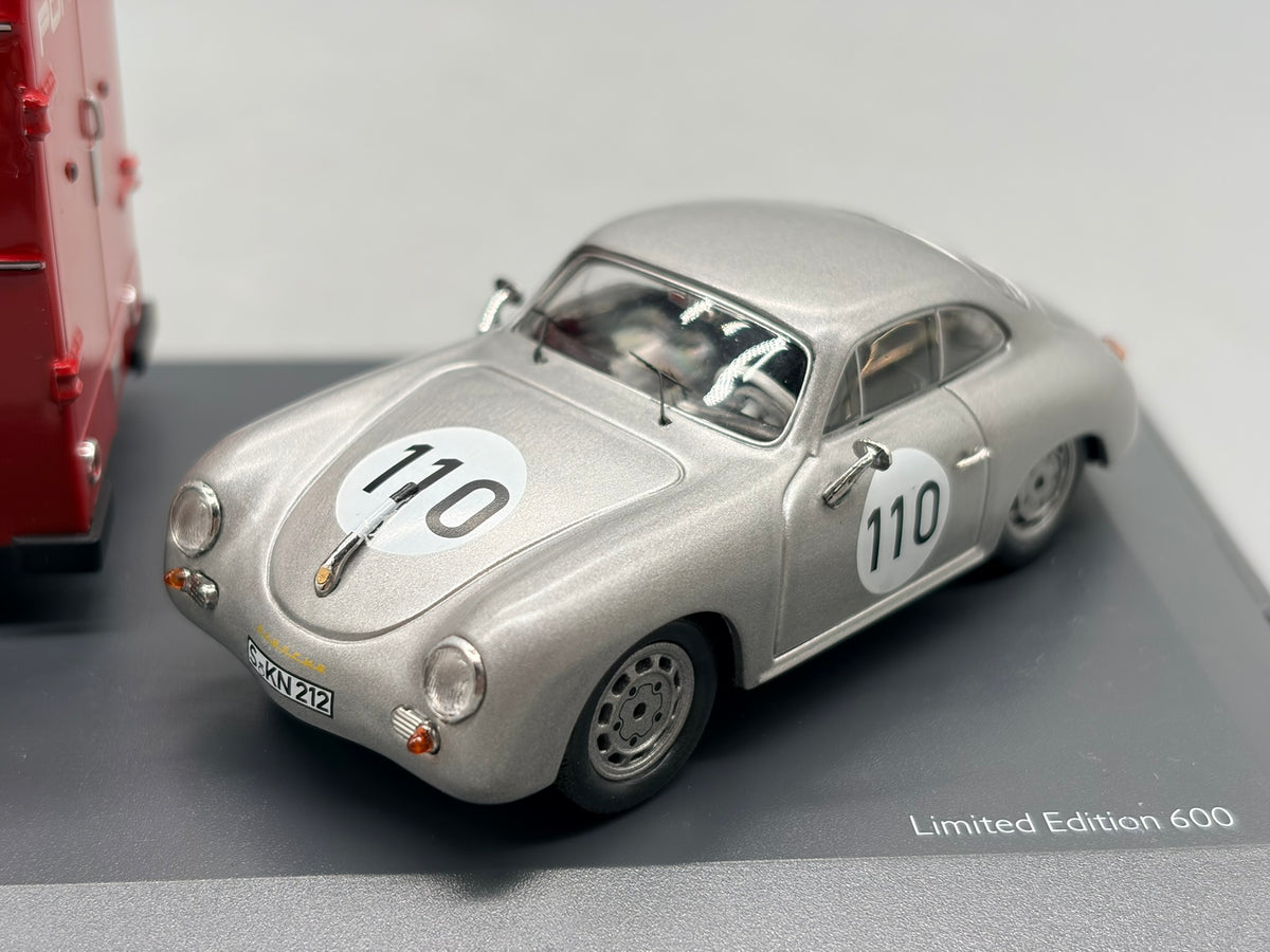 Modellautos 1:43 Schuco Opel Blitz + Porsche 356 mit Vitrine
