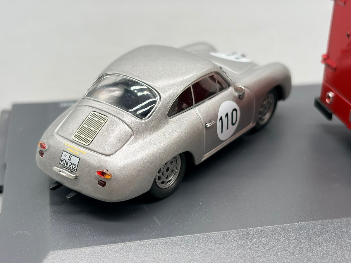 Modellautos 1:43 Schuco Opel Blitz + Porsche 356 mit Vitrine