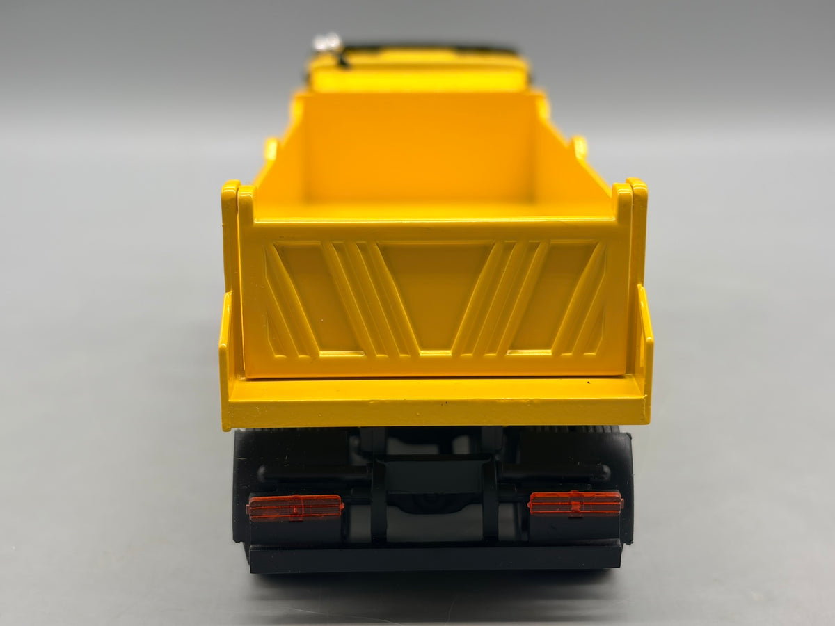 LKW Modell 1:43 NZG mercedes-Benz Actros 4143 Kipper mit OVP