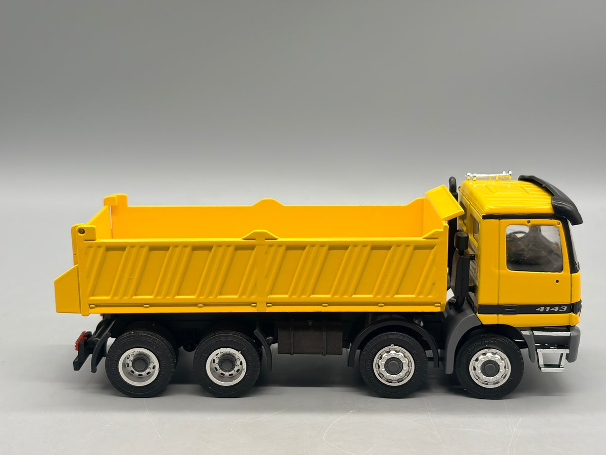LKW Modell 1:43 NZG mercedes-Benz Actros 4143 Kipper mit OVP