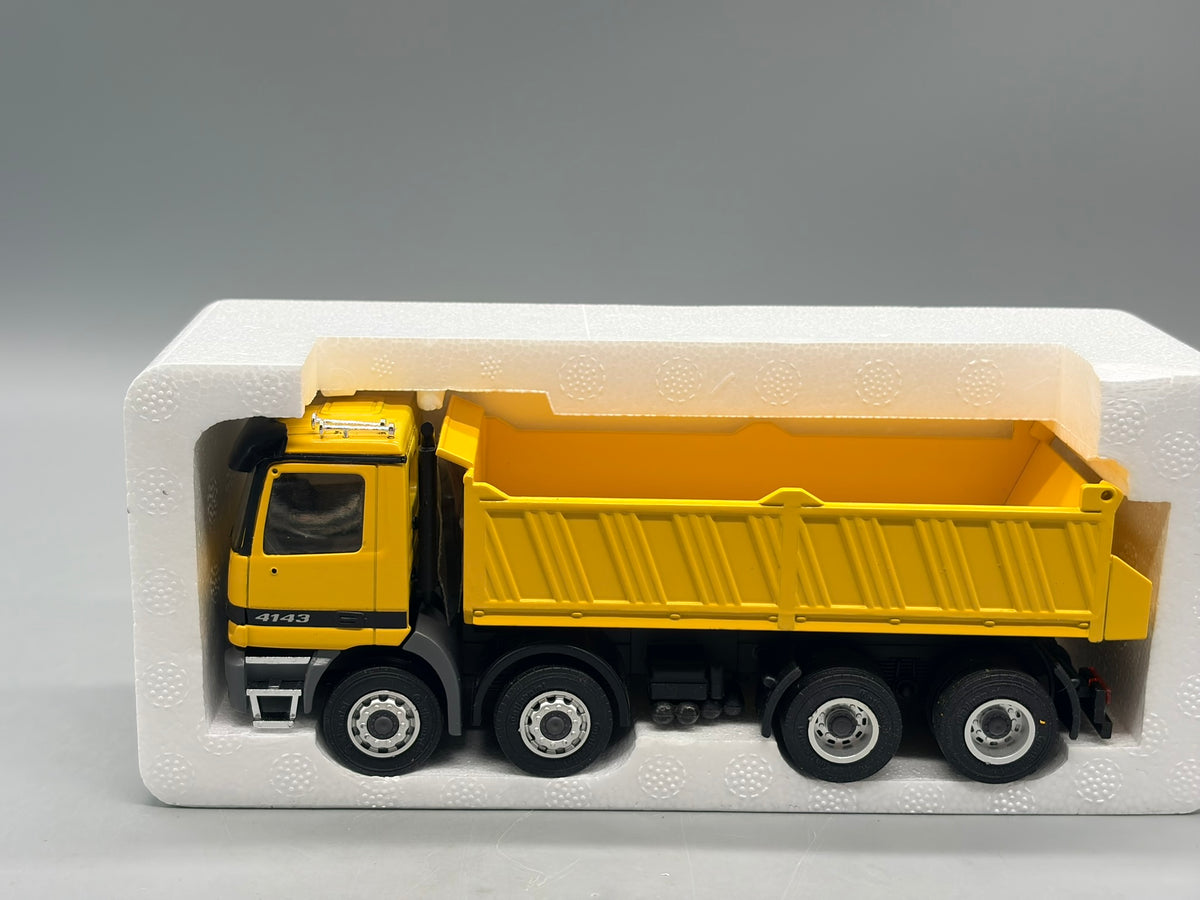 LKW Modell 1:43 NZG mercedes-Benz Actros 4143 Kipper mit OVP