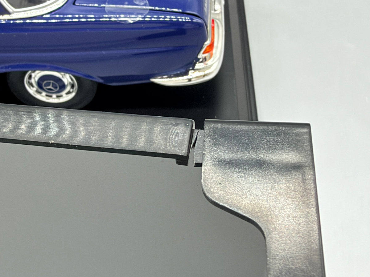 Modellautos 1:18 Norev Mercedes-Benz 280 SE Coupe mit OVP