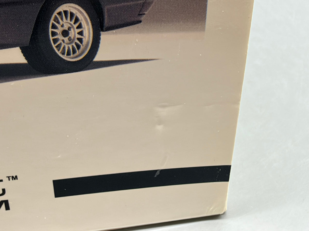 Modellautos 1:18 AutoArt Millenium Audi Quattro 1988 mit OVP