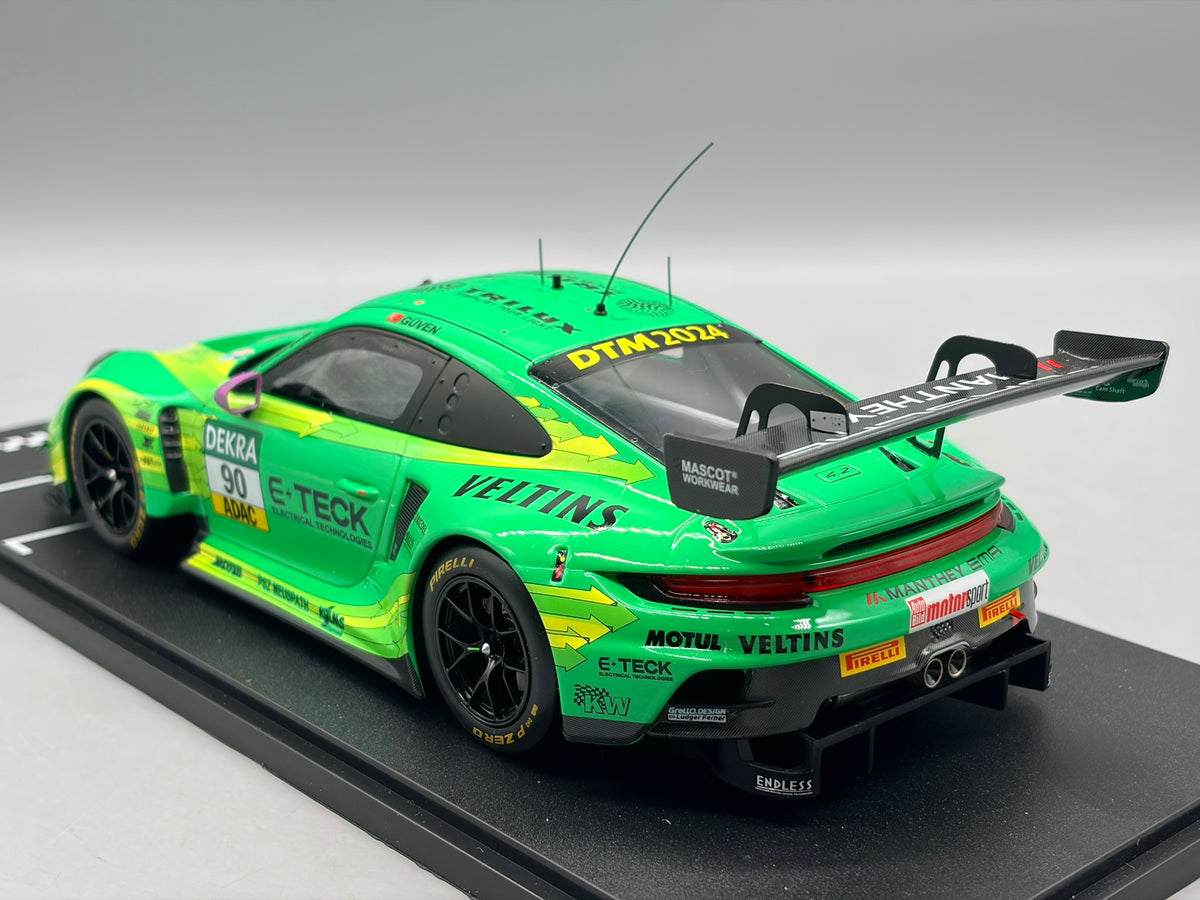 Modellautos 1:18 IXO Porsche GT3 R DTM 2024 A.Güven #90 mit OVP