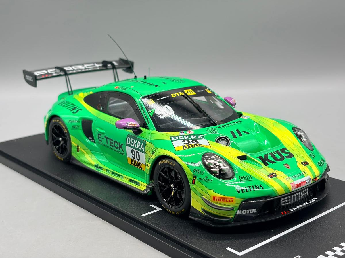 Modellautos 1:18 IXO Porsche GT3 R DTM 2024 A.Güven #90 mit OVP
